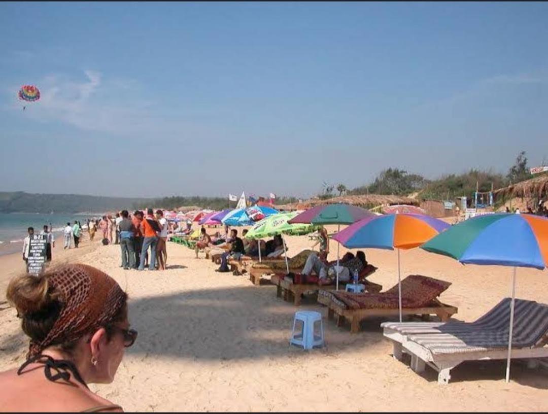 Red Rock Arambol Beach Арамболь, Индия — бронируйте Гостевые дома, цены в  2024 году